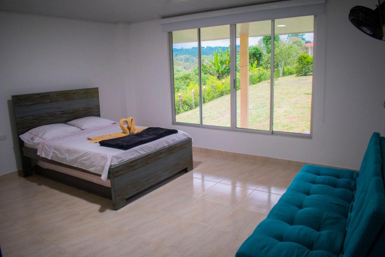 Finca Hotel Heron กิมบายา ภายนอก รูปภาพ
