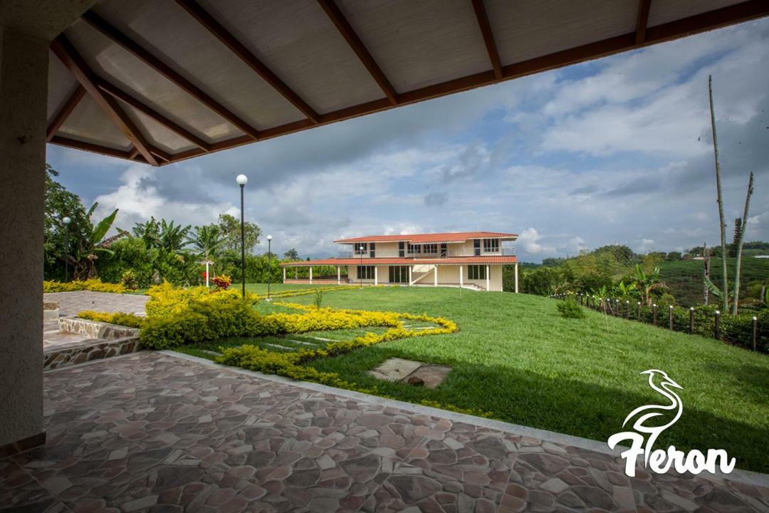 Finca Hotel Heron กิมบายา ภายนอก รูปภาพ