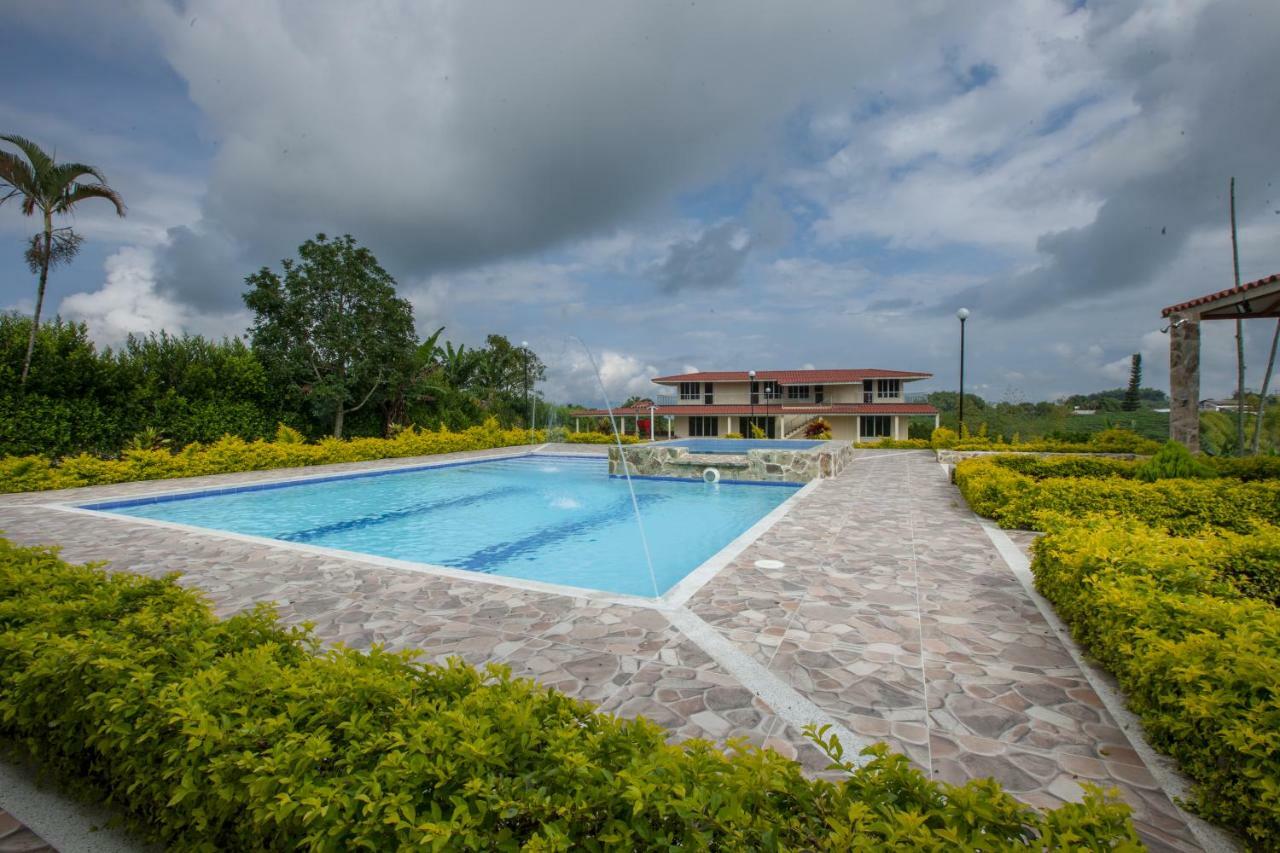 Finca Hotel Heron กิมบายา ภายนอก รูปภาพ